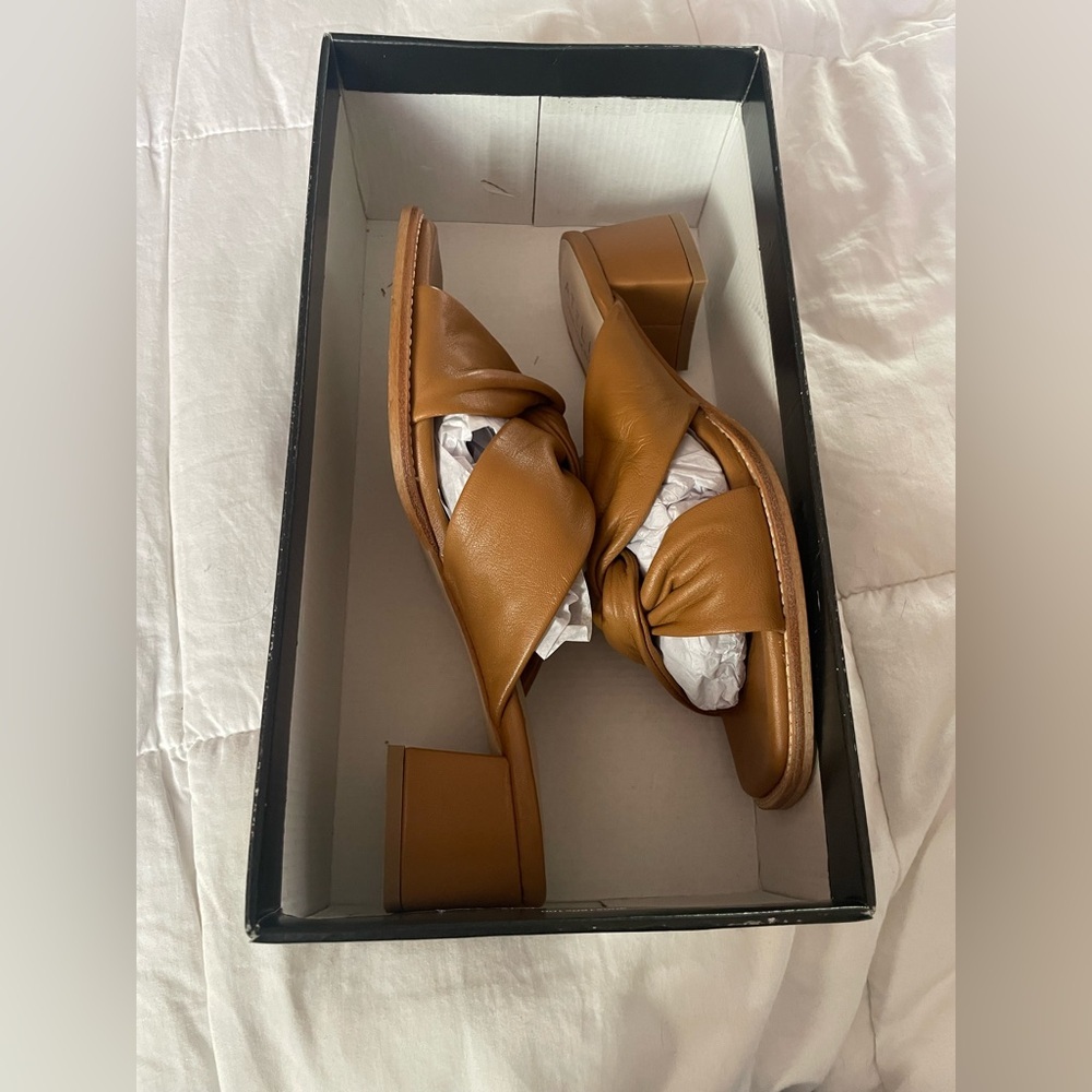 Ateliers Doria Tan Leather 2” Block Heel Sandals - Picture 11 of 11